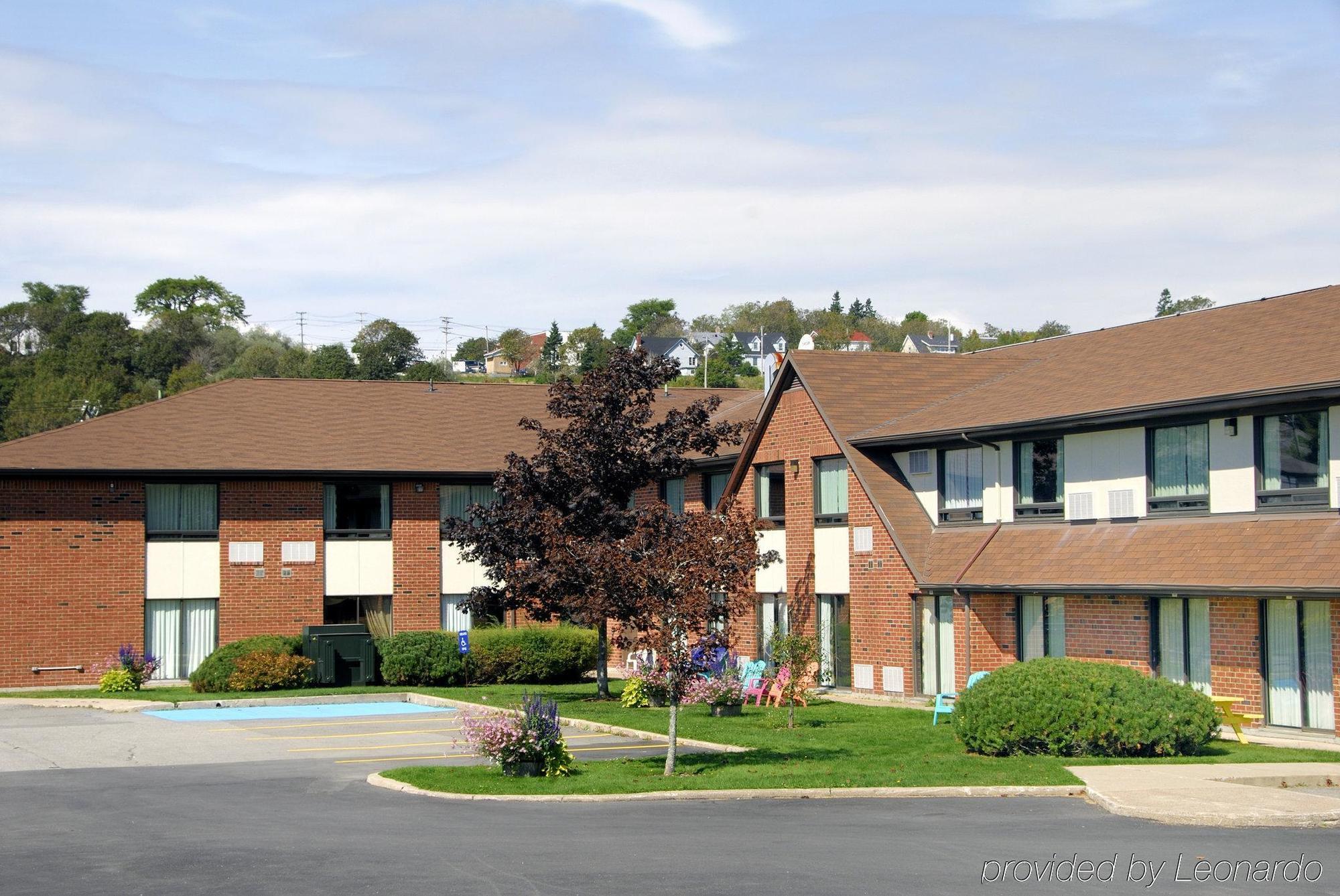 Rodeway Inn Сейнт Джон Екстериор снимка
